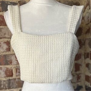 🦋 Beautiful Cream Crop Top from Alrar’D State